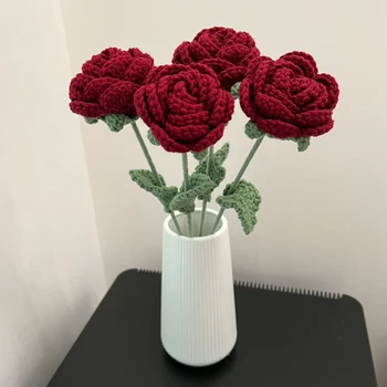1Pc плетена роза цвете фалшиви цветя букет сватбено тържество декорация ръчно плетене плетене на една кука тъкани цвете дома маса декор