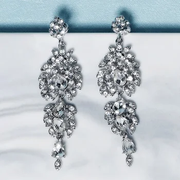 Efily мода дълги кристал капка обеци жени сватбени аксесоари бижута сребърен цвят виси луксозни обеци Коледен подарък