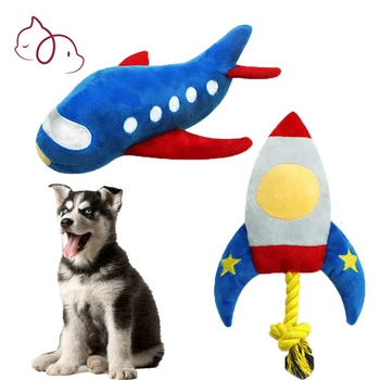 Куче плюшени играчки за големи малки кучета Скърцащ плюшен дъвчете меки тренировъчни играчки самолет ракета молар домашни любимци аксесоари за кучета