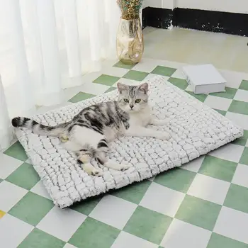 Машинно миеща се подложка за домашни любимци Самонагряващо се котешко легло Удобна самонагряваща се подложка за домашни любимци Неплъзгаща се подложка за кучета Котки Подвижен дизайн Идеален
