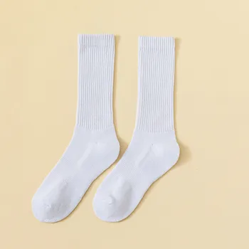Модерни и минималистични чорапи Плътни цветове Нова двойка стил топли вътрешни и външни удобни чорапи за есента зима