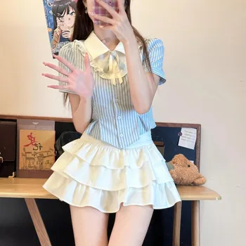 Нов летен дамски сладък пикантен костюм пола Spice момиче чисто желание колеж стил Jk униформа раирана риза + къса пола комплект от две части